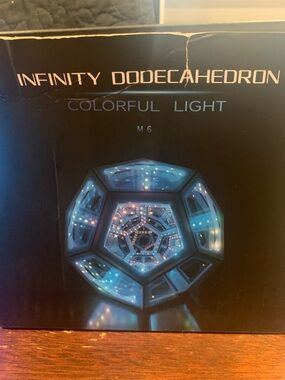 Infinity Dodecahedron Colorful Light - Blue Ambient LED Decor